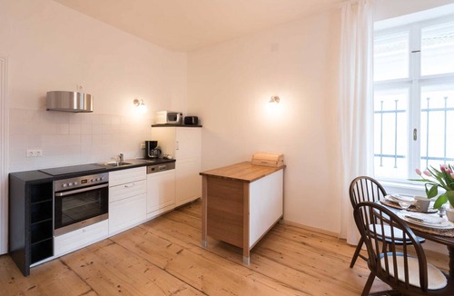 Reichenau an der Rax Apartment | Superior Apartment mit Einem Schlafzimmer und Gartenblick - Top 2 - Landhaus Blauer Spatz