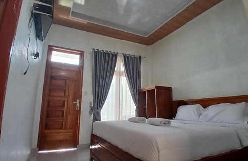 Tuk Tuk Bed & Breakfast | Tama View