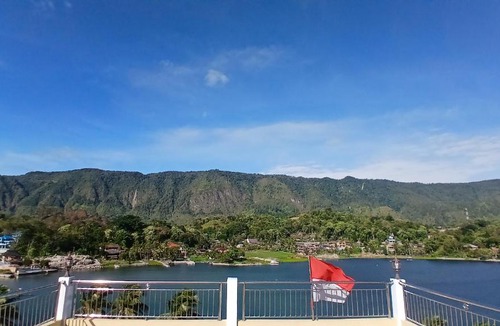Tuk Tuk Bed & Breakfast | Tama View