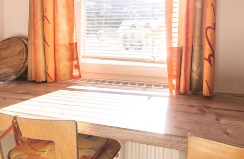 Hinterstoder Apartment | Tanzer Vacation Home - apartment, shower, toilet, 5 bedrooms