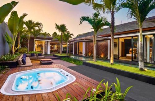 Sayan Villa | Tarachandra 5 BR Private Pool Villa