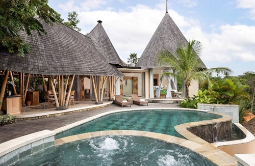 Lodtunduh Resort | The Alena Resort A Pramana Experience