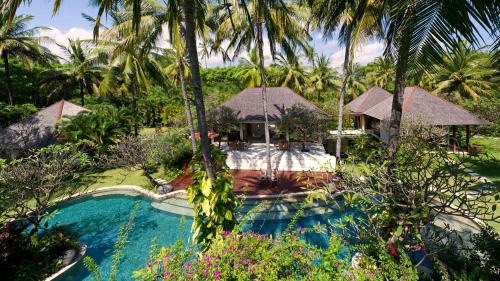 Sigar Penjalin Villa | The Anandita Absolute Beach Front villa, by Elite Havens