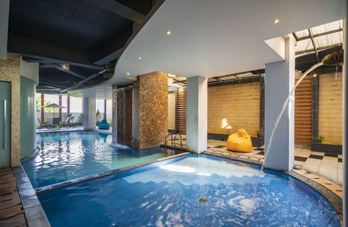Jelambar Hotel | The Gloria Suites Jakarta