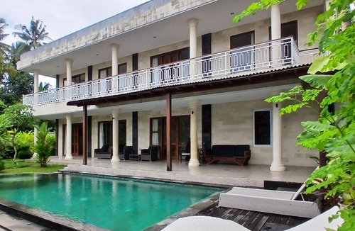 Melayang House | The Lavana Taman Dewata Villa Gianyar