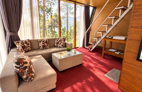 Hargomulyo Hotel | The Lawu Park