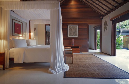 Seminyak Resort | The Legian Seminyak, Bali