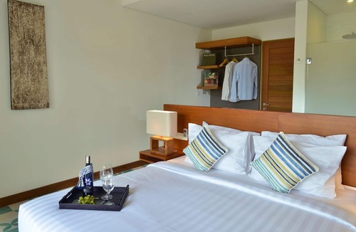 Jimbaran Bay Hotel | The Open House Bali