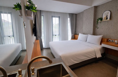 Cipete Selatan Hotel | The Orchid by FLAT06