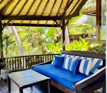 Seraya Barat Resort | The Palms - Seraya Shores Retreat Bali