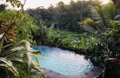 Candi Binangun Hotel | The Riverside Javanese Cottages
