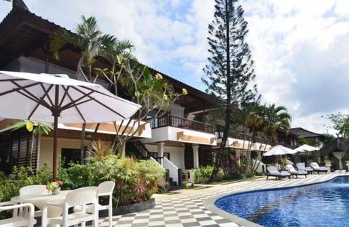 Laksmana Resort | The room for 2 persons, walking distance to the Beach Dx