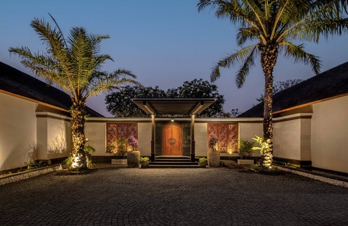 Sawangan Villa | The Shanti Residence By Nakula