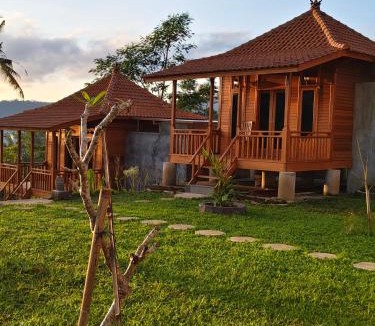 Sidemen Hostel | the villas ogang