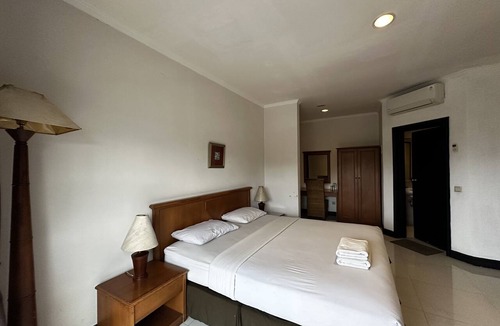 Setiabudi Hotel | Townhouse Oak Casa D'Ladera Bandung