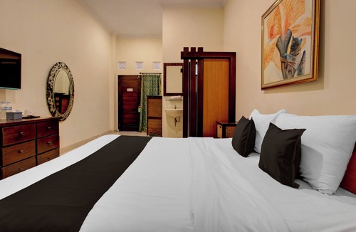 Kasihan Hotel | Townhouse Oak Pancanaka Malioboro Hotel