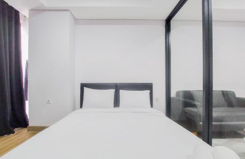 Pinang Apartment | Tranquil and Comfort Living 1BR The Smith Alam Sutera Apartment By Travelio
