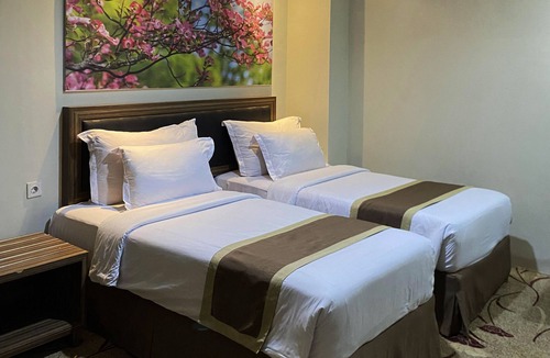 Makassar Hotel | Travellers Hotel Phinisi