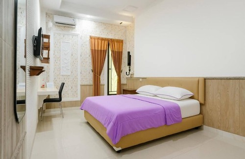 Arjosari Hotel | Tripletree Novon Family Hotel
