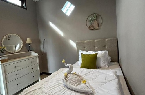 Batu House | Twinpine villa