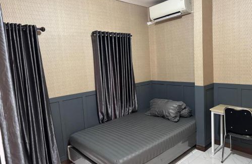 Kelapa Gading Timur Hostel | Ultraviolet Hostel