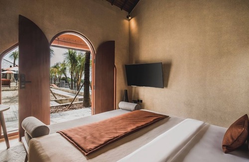 Pecatu Resort | Uluwatu 1BR Suite - Bathtub Near Padang Beach