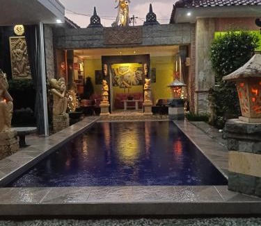 Mataram Bed & Breakfast | Umah kampung8