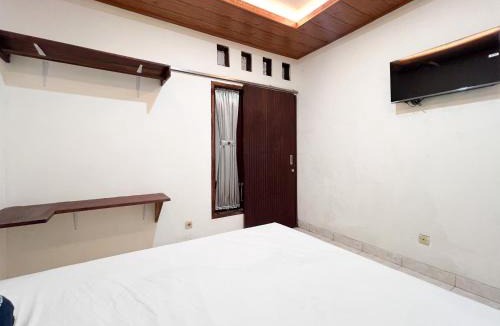 Teuku Umar House | Urbanview Hotel Arta Guna Casa 2