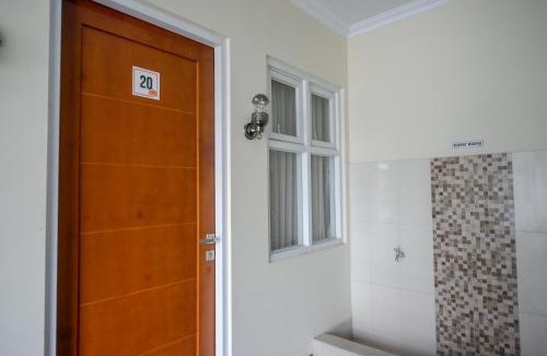 Sinduadi Hotel | Urbanview Hotel Syariah Casa Azmya Yogyakarta by RedDoorz