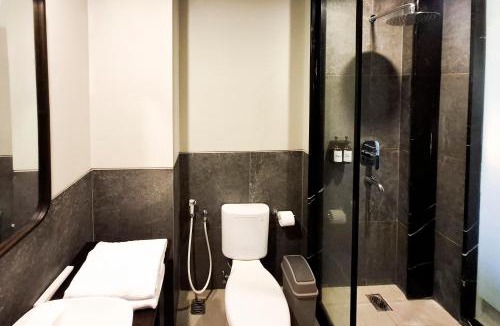 Purwodadi Hostel | Urbanview KAS Hotel Syariah near Simpang 5 Purwodadi