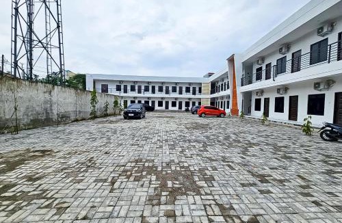 Serang House | Urbanview Syariah Cahaya Guest House