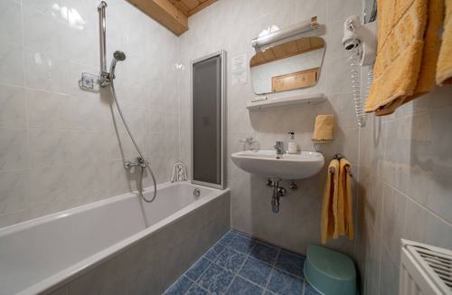 Pragraten Apartment | Vacation apartment/apartment for 4 guests with 57m² in Prägraten (315075)