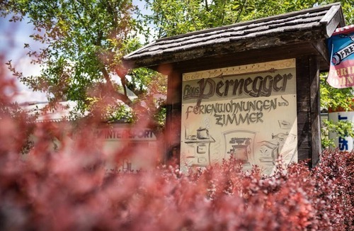 Hinterstoder Apartment | Vacation Rental: 4/3 Bedrooms/Bathroom, Toilet - Pernegger Vacation Home