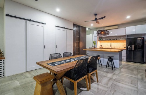 Batubelig Villa | Villa 121 – Modern 1BR Villa Near Batu Belig Beach