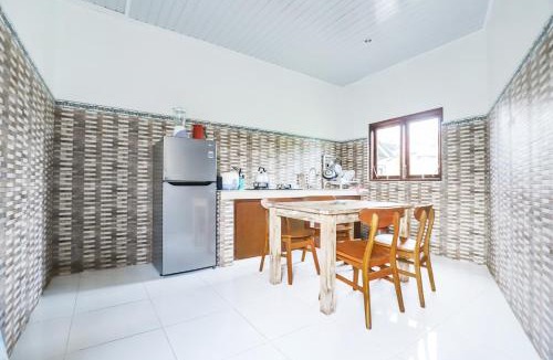 Kenderan Villa | Villa Bello Artizano - 2BDR on Hill, Pool, Cool Air