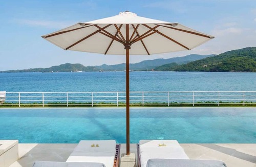 Manggis Villa | Villa Blanca in Manggis