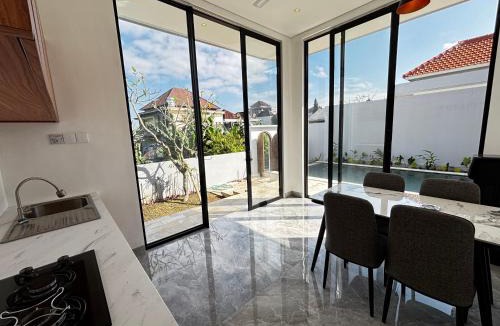 Dalung House | Villa Damayu Canggu