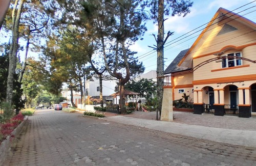 Parongpong Villa | Villa Dinar Mountain Estate