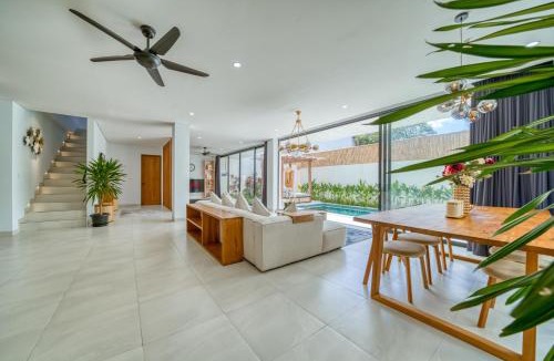 Sunset Road Villa | Villa Kangla - 3BR Luxurious Villa Seminyak