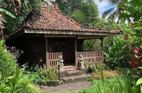 Kubutambahan Villa | villa kepuh