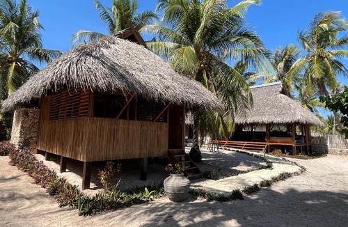Rote Island Hotel | VILLA LANGIT TEDUH ROTE