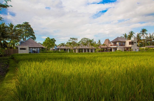 Lodtunduh Villa | Villa Lumia - 4BR · 20m Pool · Jacuzzi · Private Chef · Rice Fields · Ubud