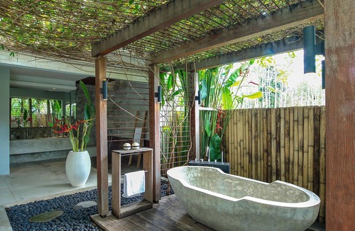 Lodtunduh Villa | Villa Lumia - 4BR · 20m Pool · Jacuzzi · Private Chef · Rice Fields · Ubud