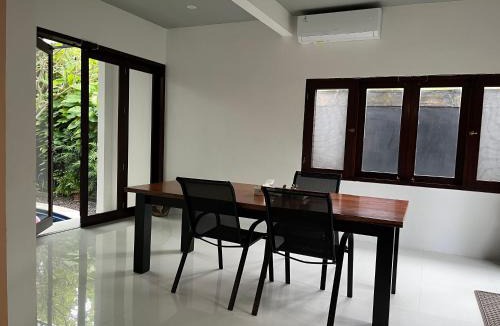 Batu Bolong Villa | Villa Mada Canggu