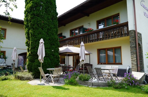 Lind ob Velden Hotel | Villa Martini Boutiquehotel, 3,5 km von Velden Zentrum