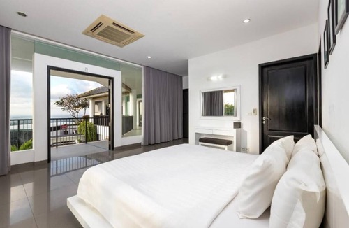 Bukit Villa | Villa Ocean's Height By Fays Hospitality