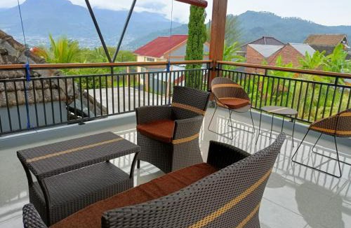 Batu Villa | Villa Oentoeng 1 Private Pool 3 Kamar