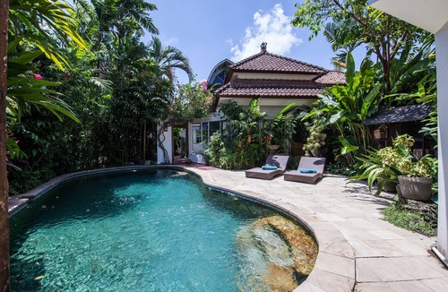 Pererenan Villa | VILLA OF CHARM WITH SUPERB VIEW ON RICE RICE IN CANGGU/BALI