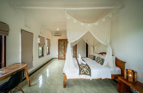 Laksmana Villa | Villa Panda Seminyak, 3BR private pool villa close to KU DE TA