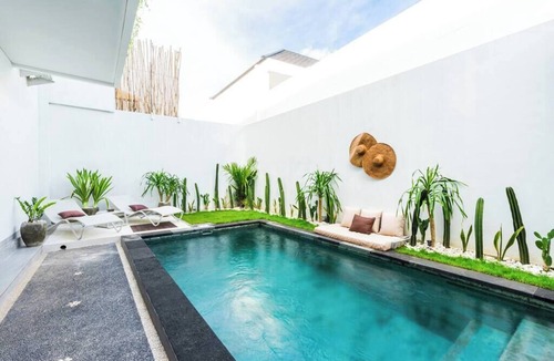 Tibubeneng Villa | Villa Rindu Canggu